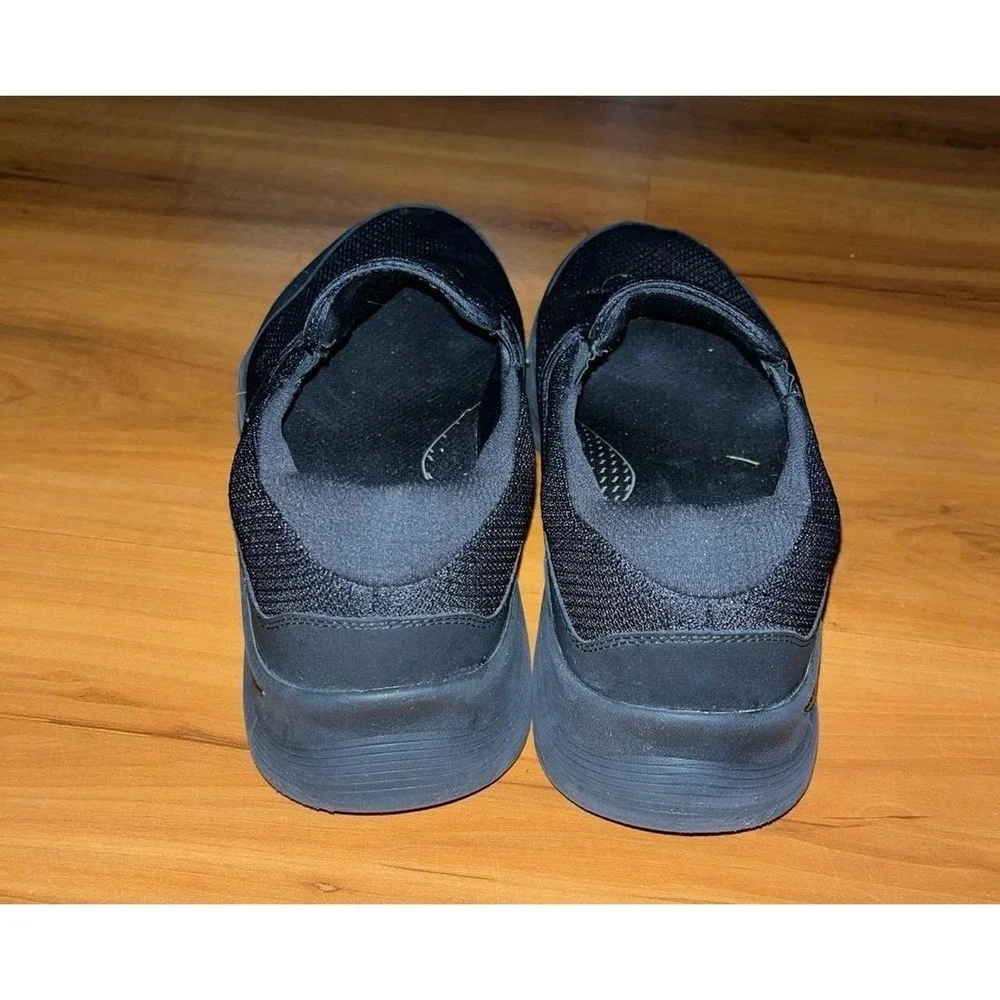 Mens Skechers Equalizer 5.0 Black Walking Arch Fit  Slip On Shoes